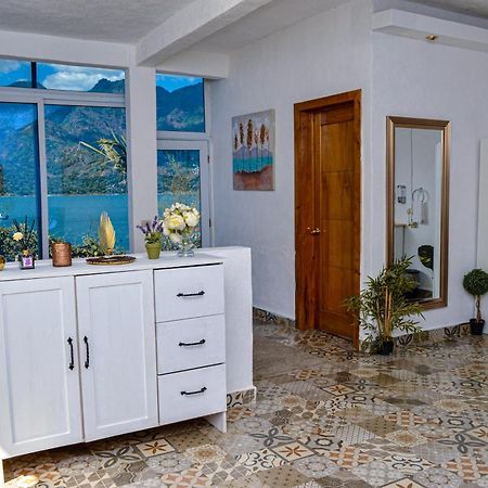 Tiberias By Luxury Atitlan Villa San Pedro La Laguna Eksteriør billede